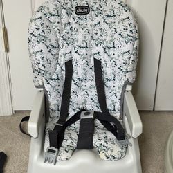 Chicco Baby Booster Seat with Safety Straps – Good Condition