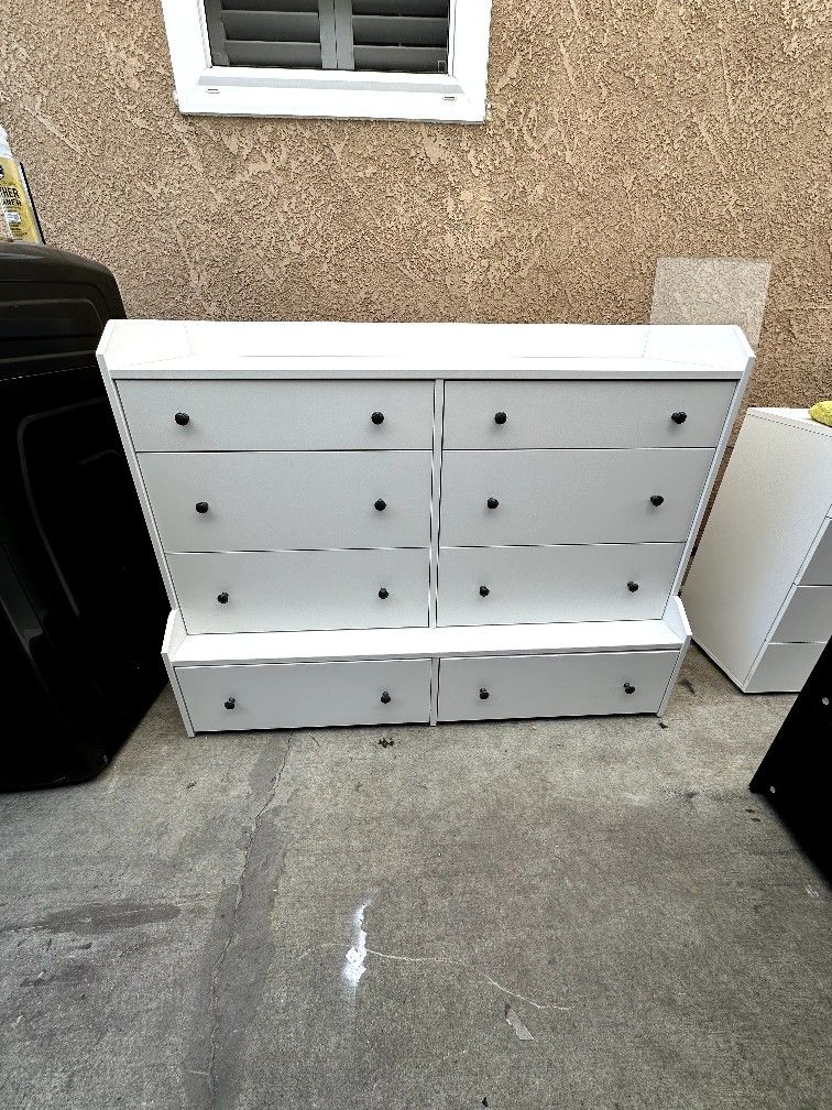White Ikea Hauga Dresser