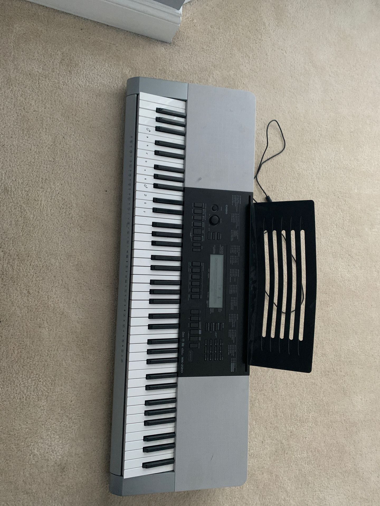 Casio WK220 keyboard