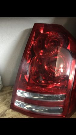 Chrysler 300 Light-Passenger Side