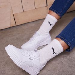 PUMA CORINA SHOES SIZE 7 