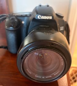 Canon EOS 50D DSLR Camera with Canon 28–135mm IS USM Lens