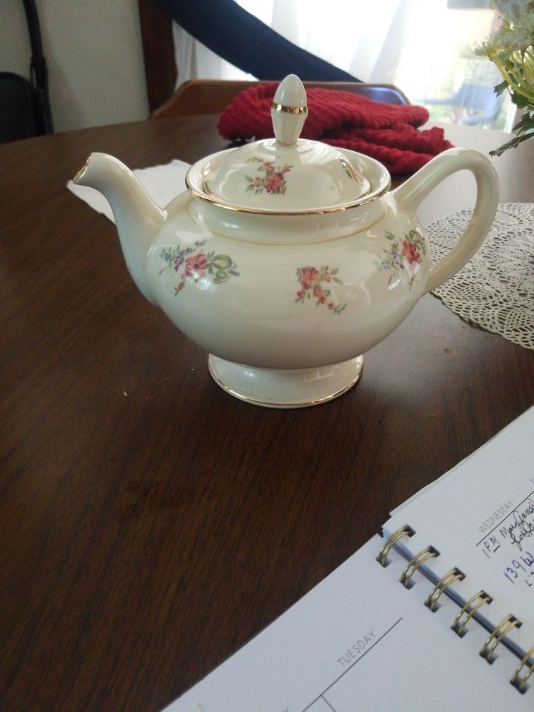 Tea Pot