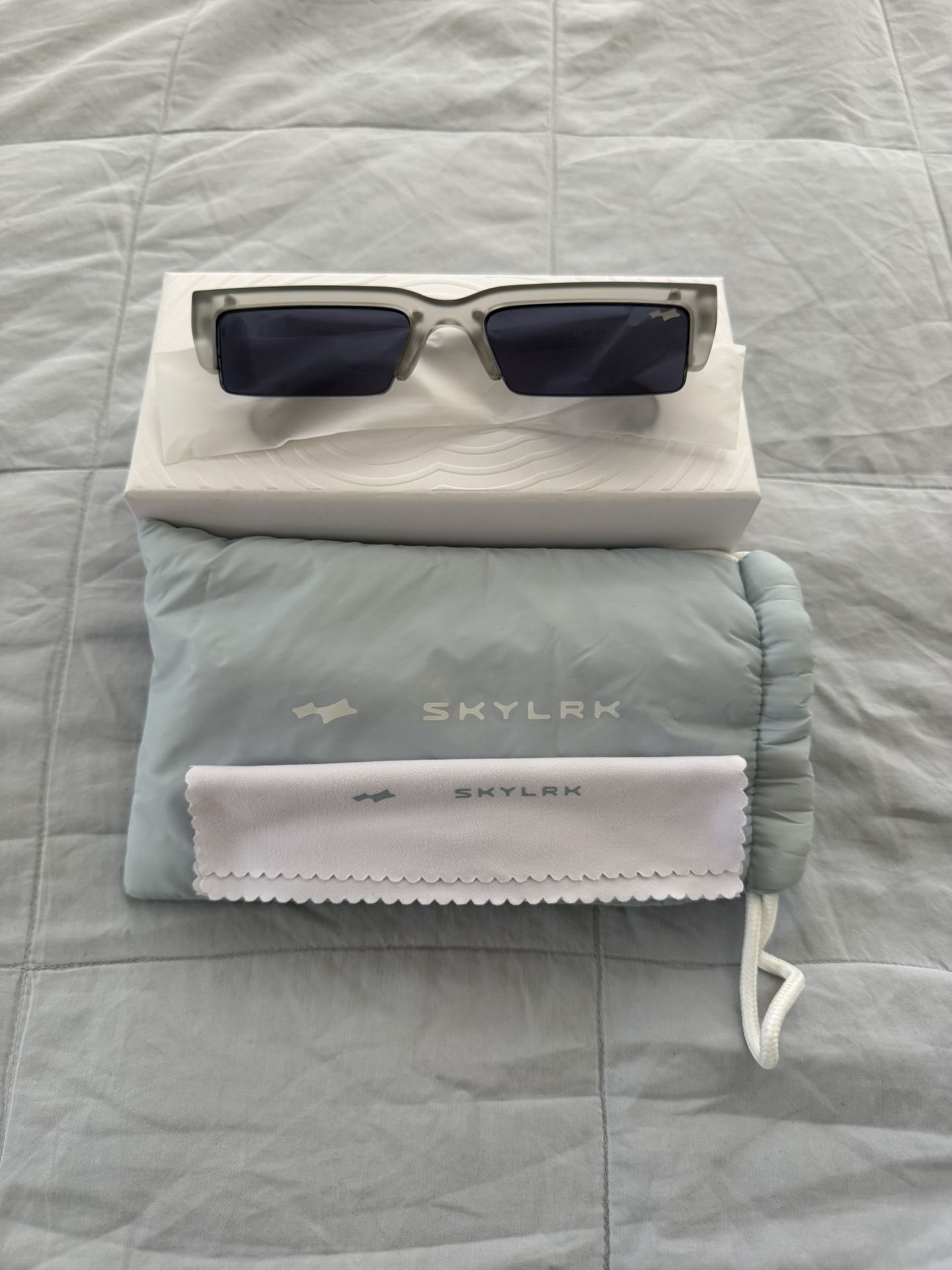 NEW Justin Bieber Coachella 2026 SKYLRK Exclusive Slim Shades Rare Color Way