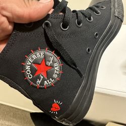 Converse Rose High / Mens Size 5/ Women’s Size 7