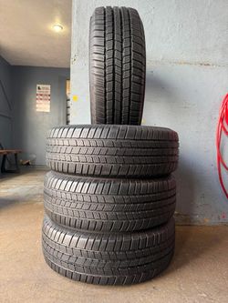 235/65/17 MICHELIN