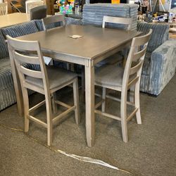 Ashley Pub Table. New Just Assembled $550 Delivered Today 