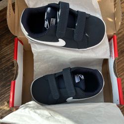 Child’s Nike Sneakers