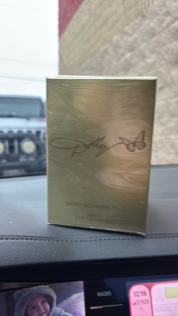 Dolly Parton Smoky Mountain Gold Perfume