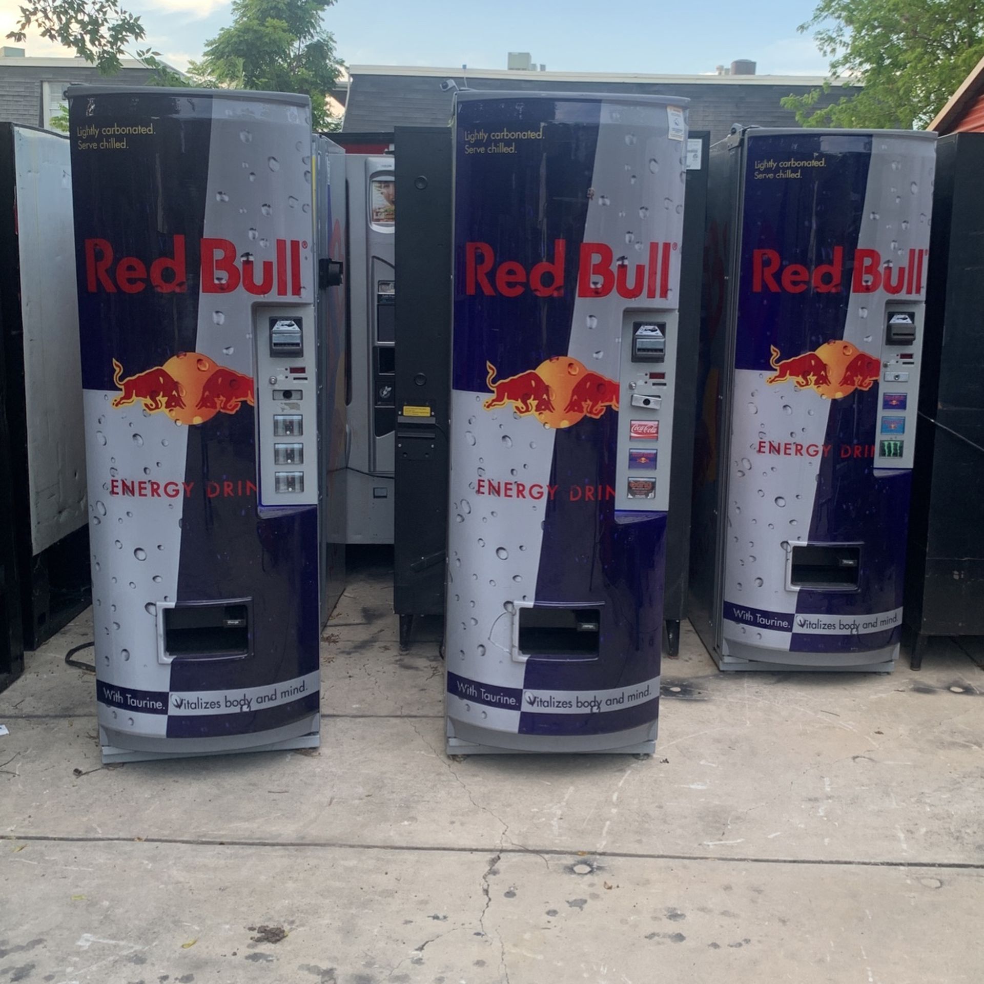 Vending machines Red Bull energy drink machines big money makers credit card ready you must jump on these machines they make big money free d deliver
