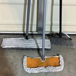 Floor cleaning set – 2 mops + broom