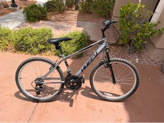 Youth bike with speeds ages 8-12