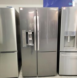 LG Side‑by‑Side Fridge – Stainless, Ice & Water Dispenser