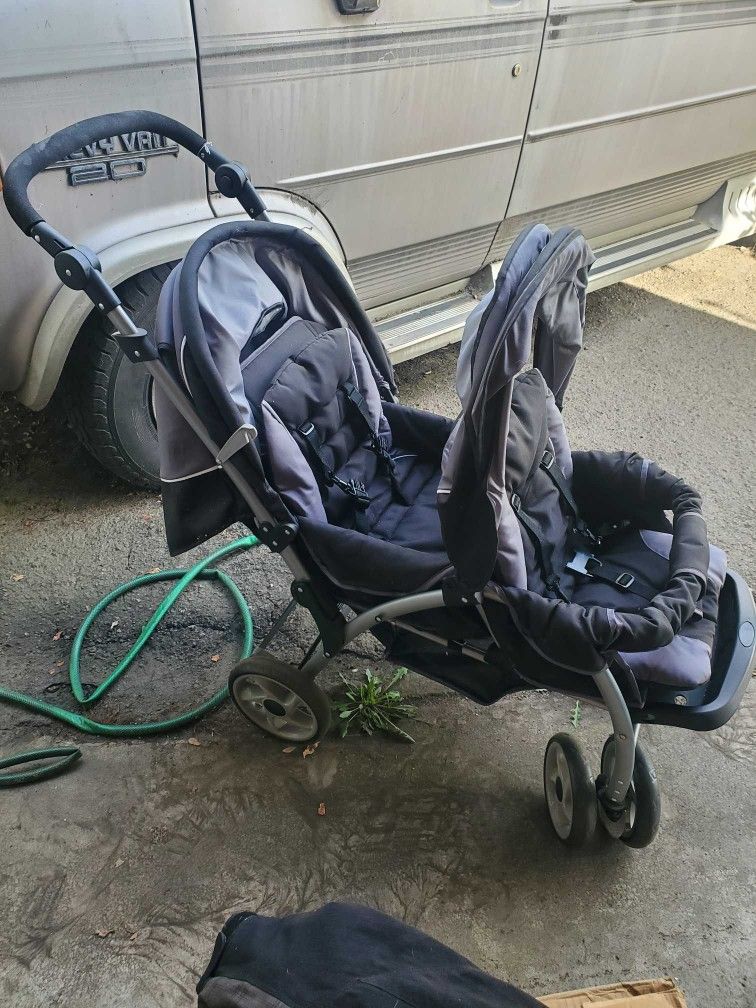double seat stroller