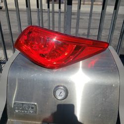 2015 to 2017 infinity Q50 taillight Pasenger side
