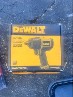 DeWalt DWMT70773 1/2-inch drive pneumatic impact