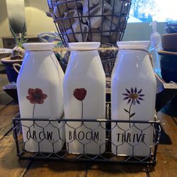 Grow/bloom/thrive - Milk Bottle Jar With Wire Rack