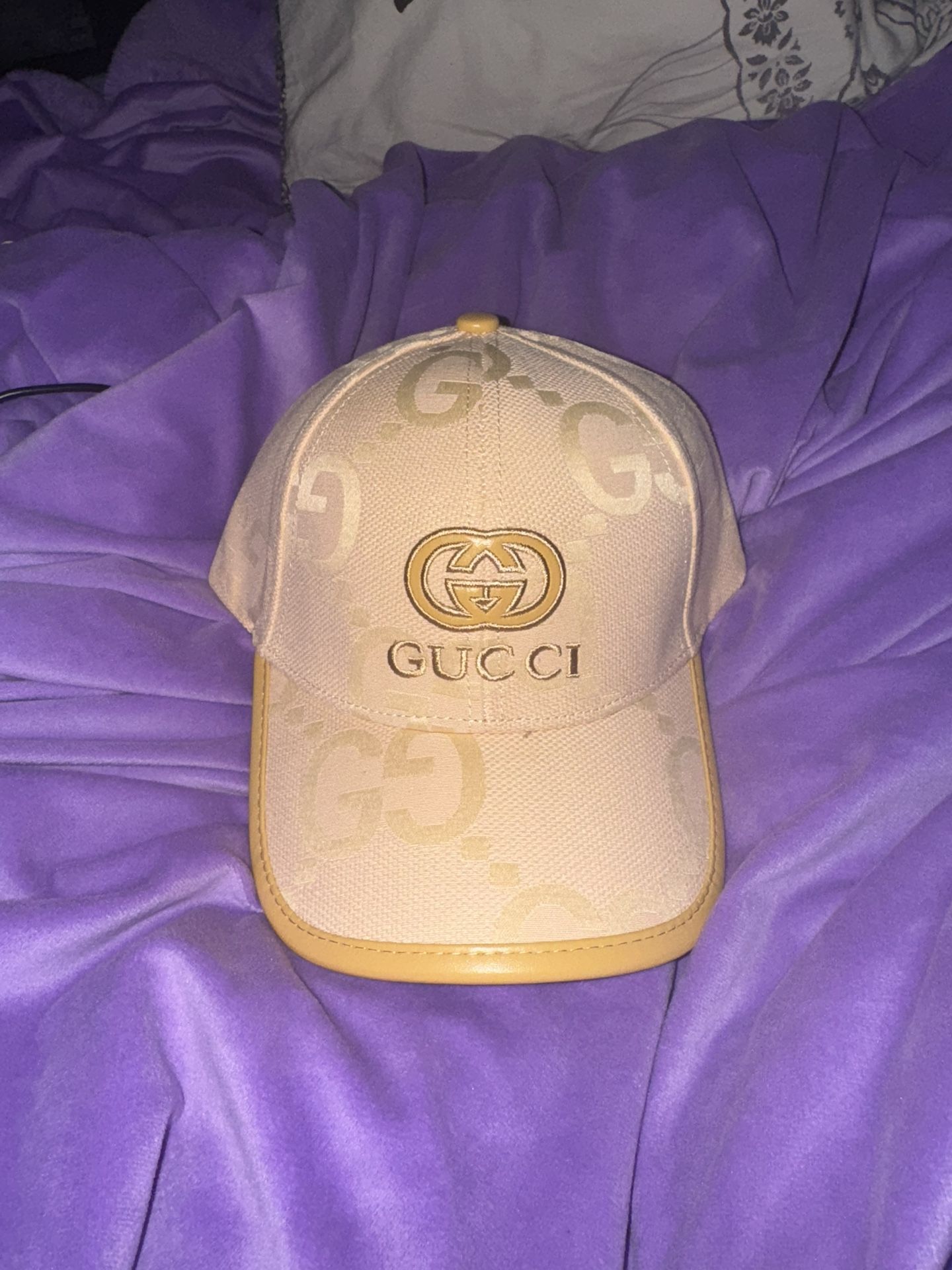 hat