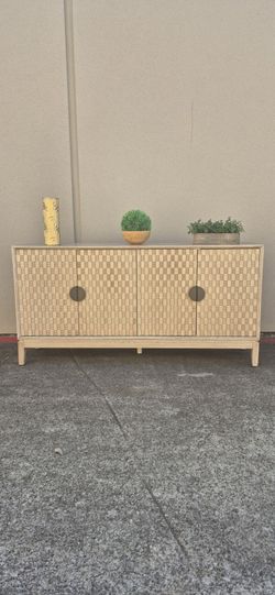 STUNNING SIDEBOARD  BUFFET IN NATURAL WOOD COLOR BOHEMIAN STYLE CHECKERED DOORS 63X17x33 BRAND NEW 
