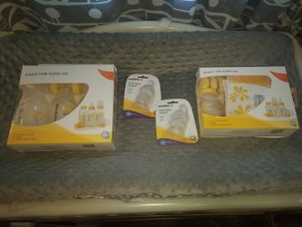 Medela Breast Milk Bottle Sets