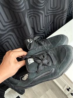 Vans knu school black size 12