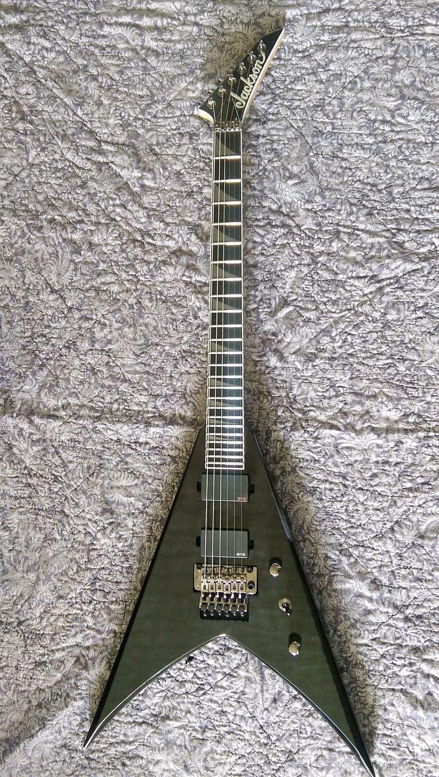 Jackson KVMGQ Pro Series Guitar Transparent Black
