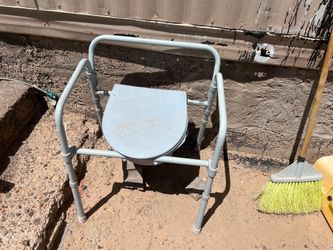 Drive Medical Steel Folding Bedside Commode
