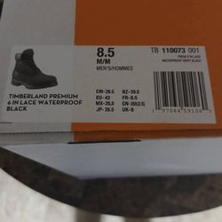 8.5 Black Timberlands 