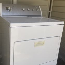 Whirlpool Front Load Gas Dryer - FREE DELIVERY