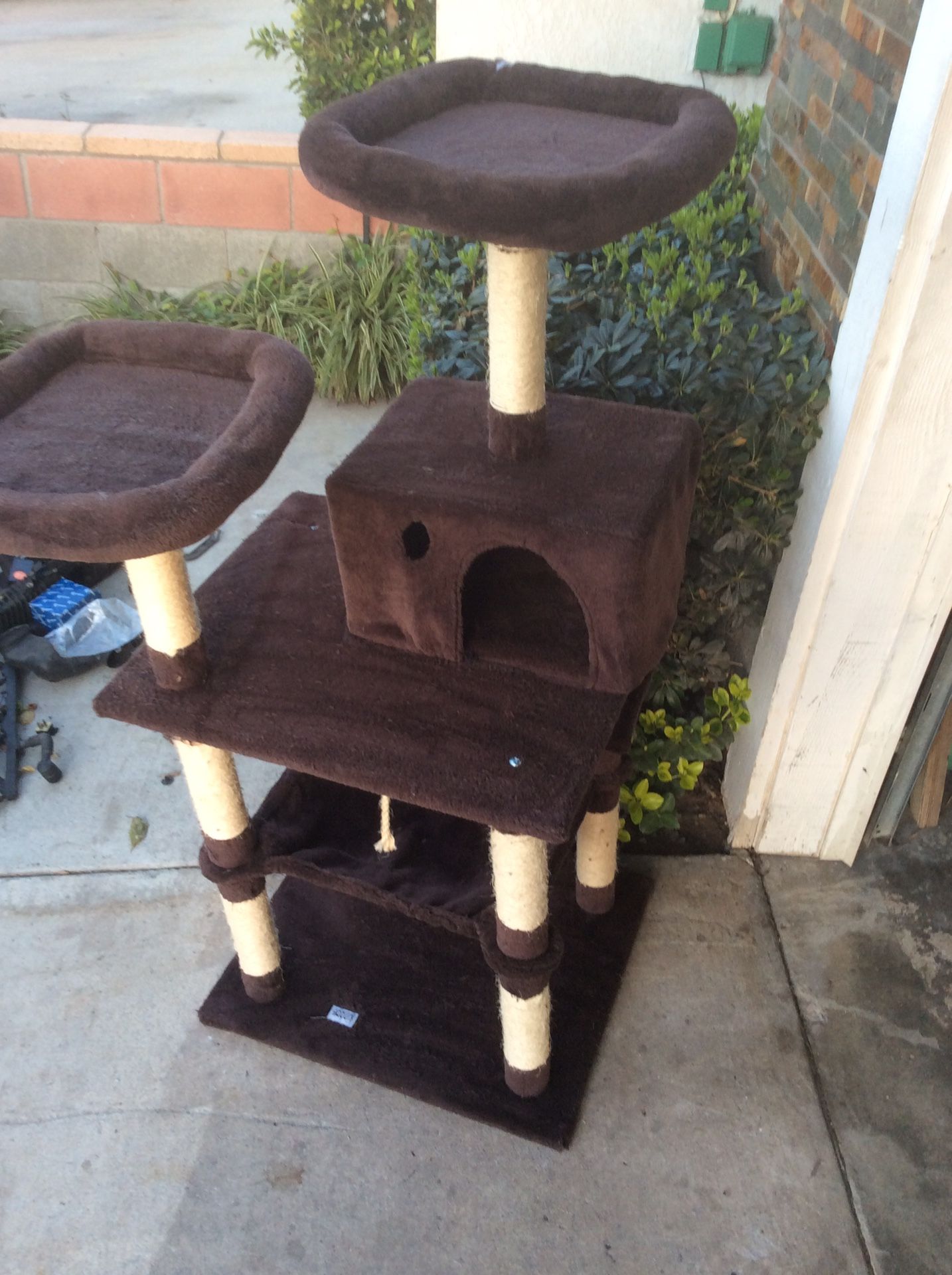 Kinbor cat condo