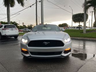 Ford Mustang V6 2017