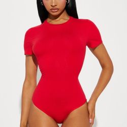 2 Bodysuits 
