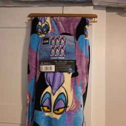 DISNEY VILLAINS CLOUD THROW NEW