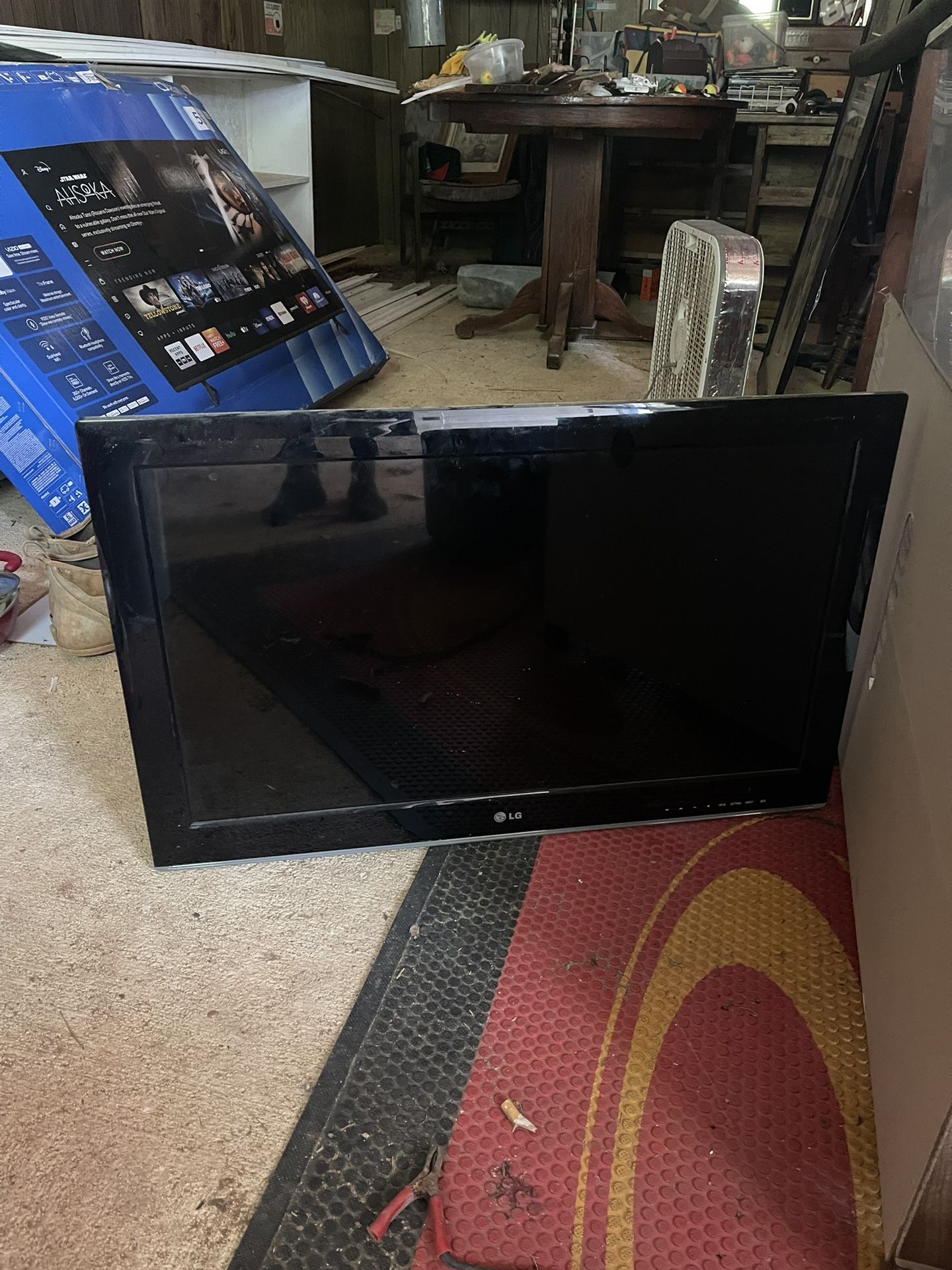 LG TV