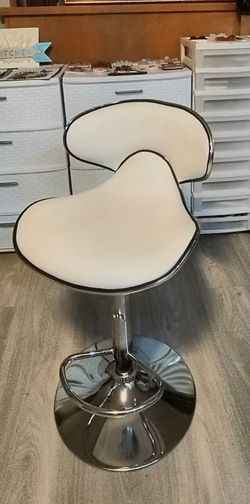 White swivel hydraulic stools by Powell