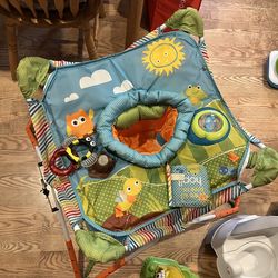 BrightStars Pop n’ Jump Portable Activity Jumper