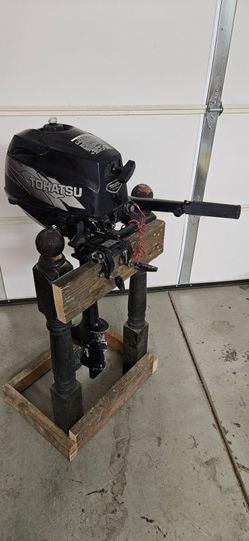 3.5 hp Tohatsu 4 stroke outboard