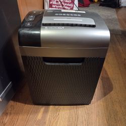 Royal 1630mc Paper Shredder