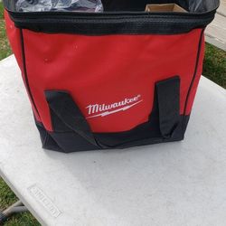 MILWAUKEE  TOOL BAG NEW.
