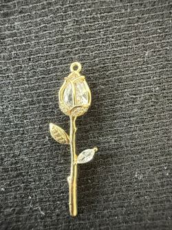 Crystal Rose Charm / Pendant 