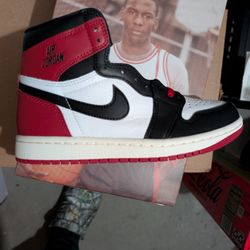 Air Jordan 1 Retro High OG "Black Toe" /Size 4.5 /6W