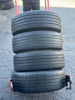 SET OF TIRE 205 55 16 MICHELIN 85% LIFE