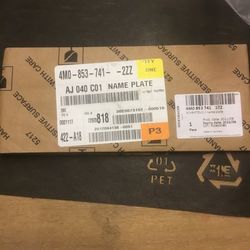 Audi Emblem 4M0-853-741-2ZZ