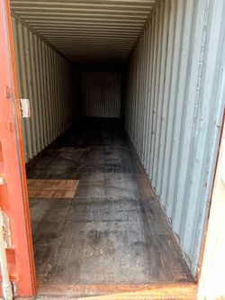 Moving? Need Storage? Shipping Containers are the solution! 🤩 Message for a FREE quote!