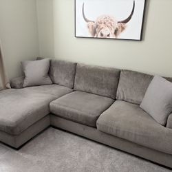 Ashley Furniture Detachable Sectional