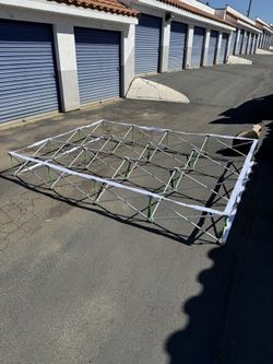 Pop Up Display Frame