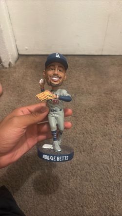 Mookie betts Bobble Head