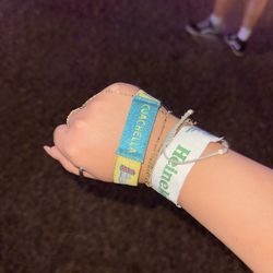 Sunday wristband