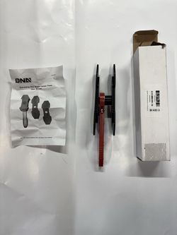 Universal Brake Caliper Press Tool, 360 Degree Swing Ratchet Disc Brake Caliper Piston Tool w/ 2 pcs Steel Plates, Red