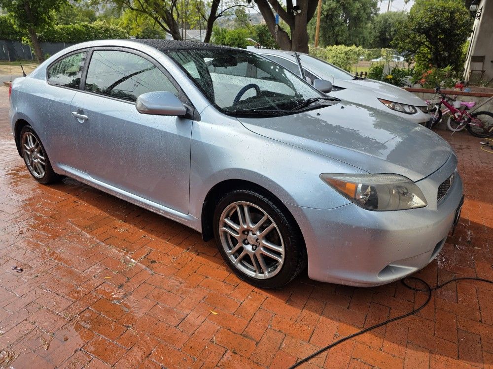 2006 Toyota Scion tC